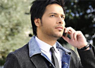 منصور زايد في إعلان جديد مع دبي أف أم