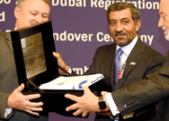 المكتب الدولي للمعارض يسلّم دبي راية المدينة المضيفة لـ «إكسبو 2020» رسمياً