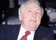 93 عاماً على ولادة نزار قباني..