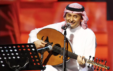 عبد المجيد عبد الله في أمسية غنائية بالكويت