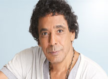 محمد منير من القاهرة الي دبي