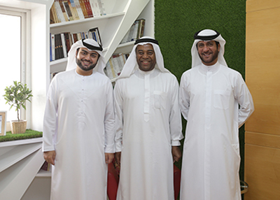 بحضور عدد من الموظفين والمدراء:  .. شبكة قنوات دبي تطلق مكتبة إذاعة دبي "القراءة سعادة"